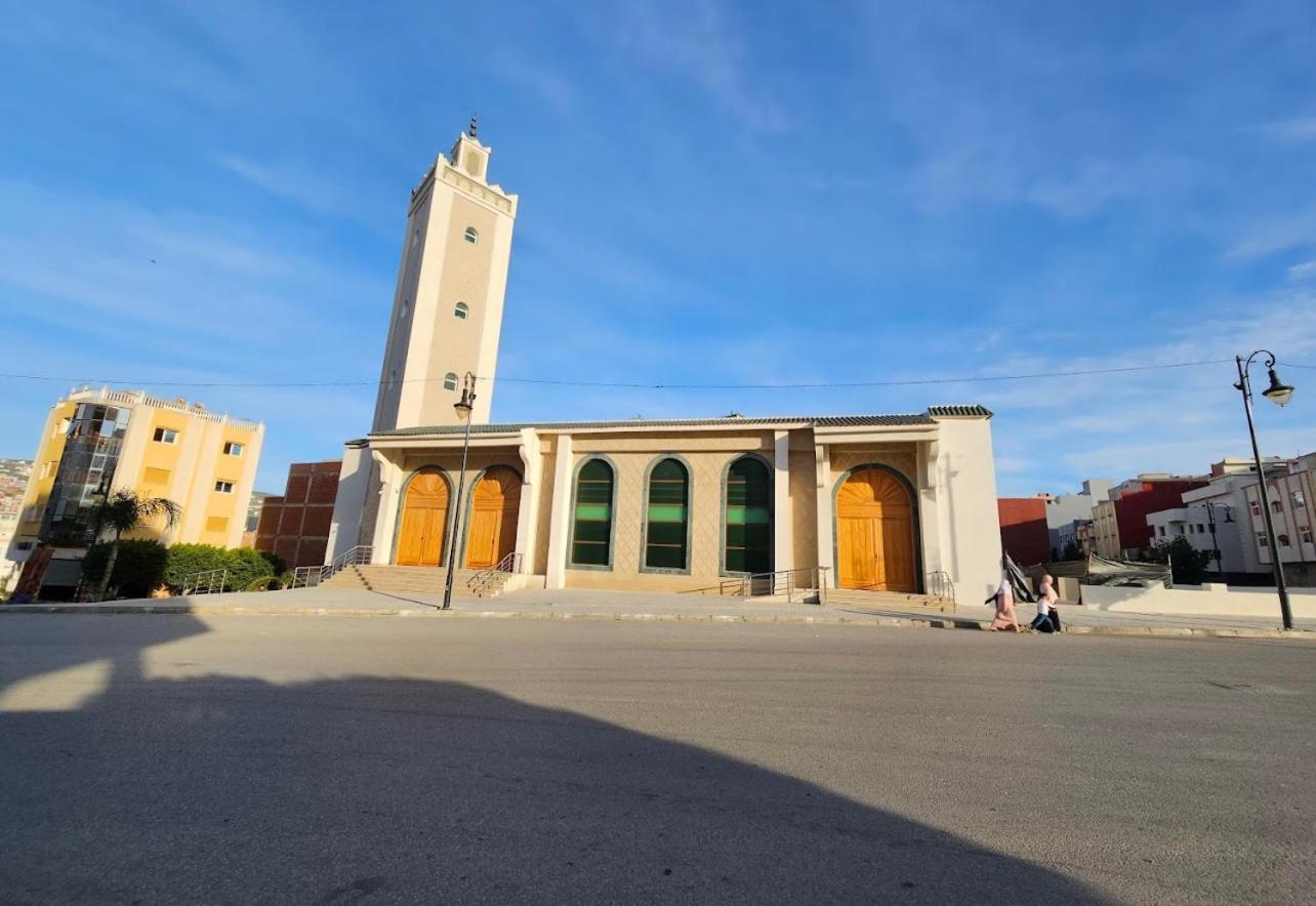 Appartement Spacieux & Lumineux Tanger Exterior foto